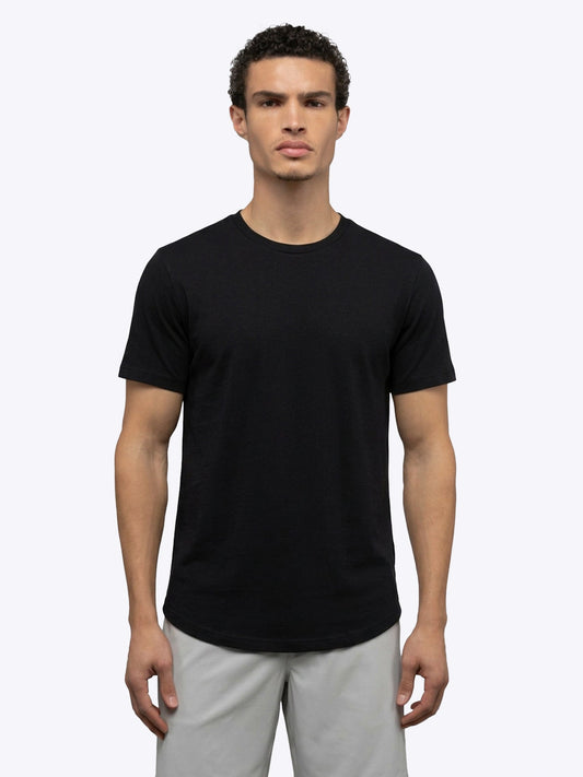 Men's Active Curved Hem T-Shirt – Breathable Cotton-Rich Fabric, Tagless Interior, Tailored Fit | Black