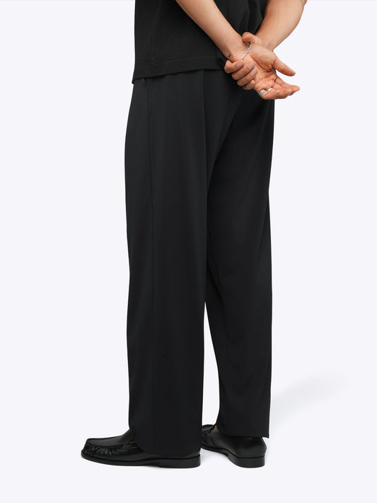 Men's Relaxed Pleated Performance Trousers – Lightweight Breathable Stretch, Clean Matte Finish | Black