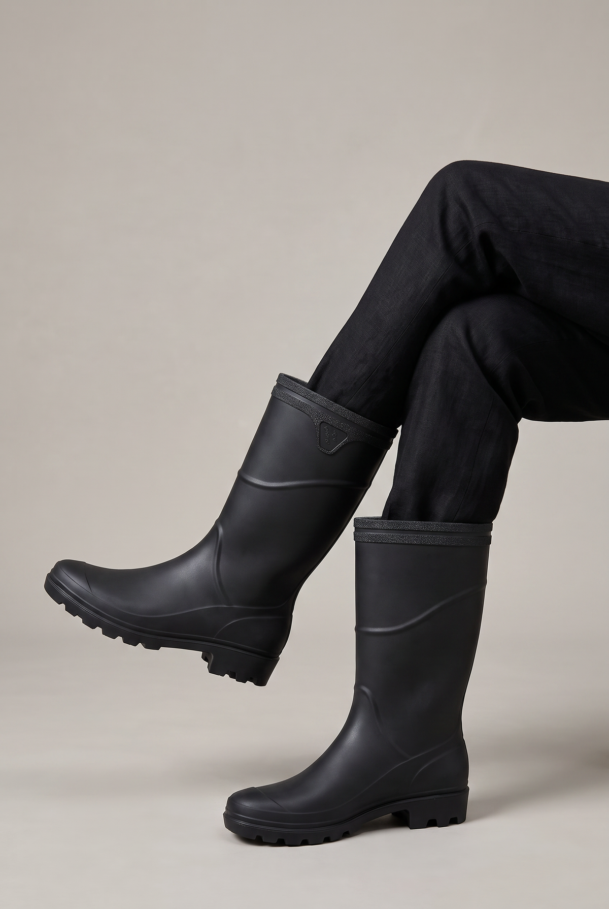 Men's Tall Waterproof Wellington Boots – Wet-Weather Pull-On Design, Deep Tread Outsole for Grip | Black