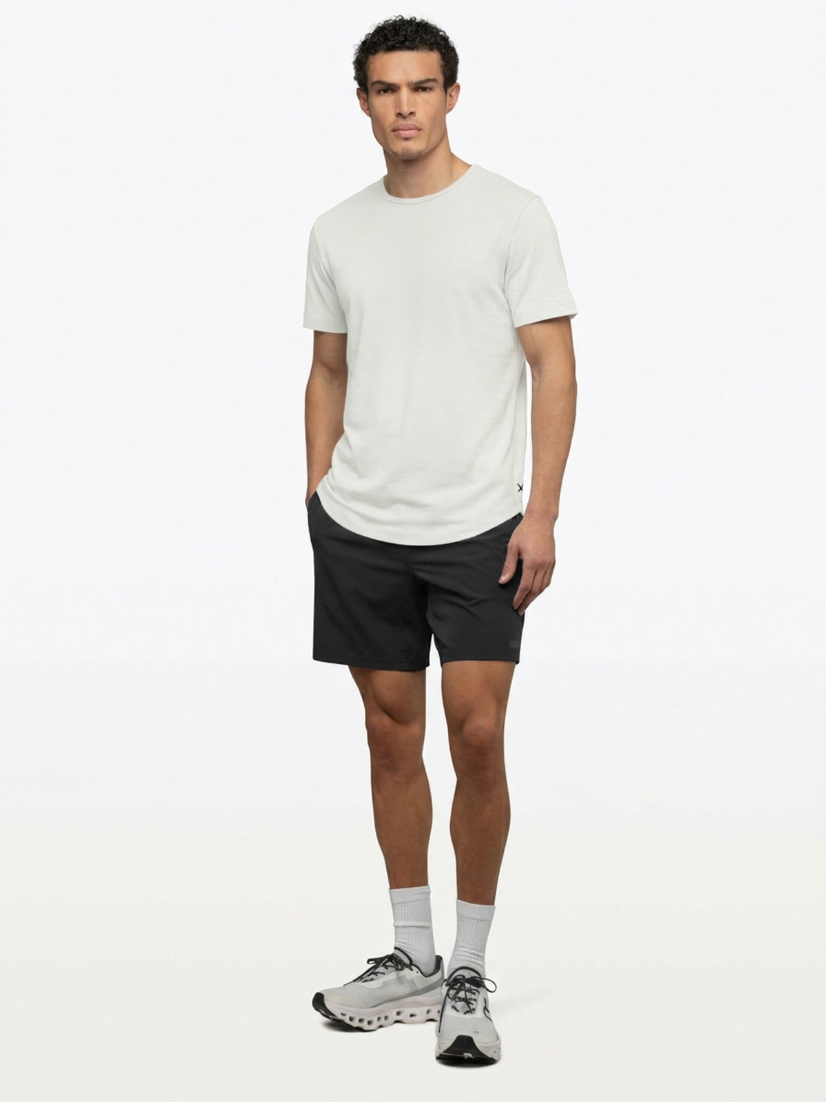 Men's Active Curved Hem T-Shirt in Nimbus – view 4