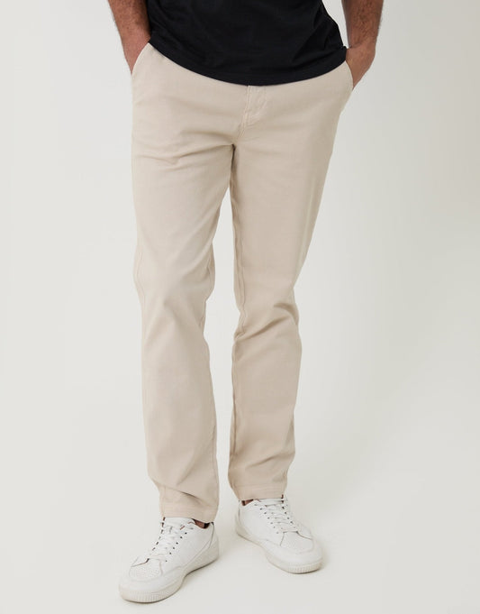 Men's No-Fuss Holiday Chino Trousers for Warm Days in Light Stone – view 2