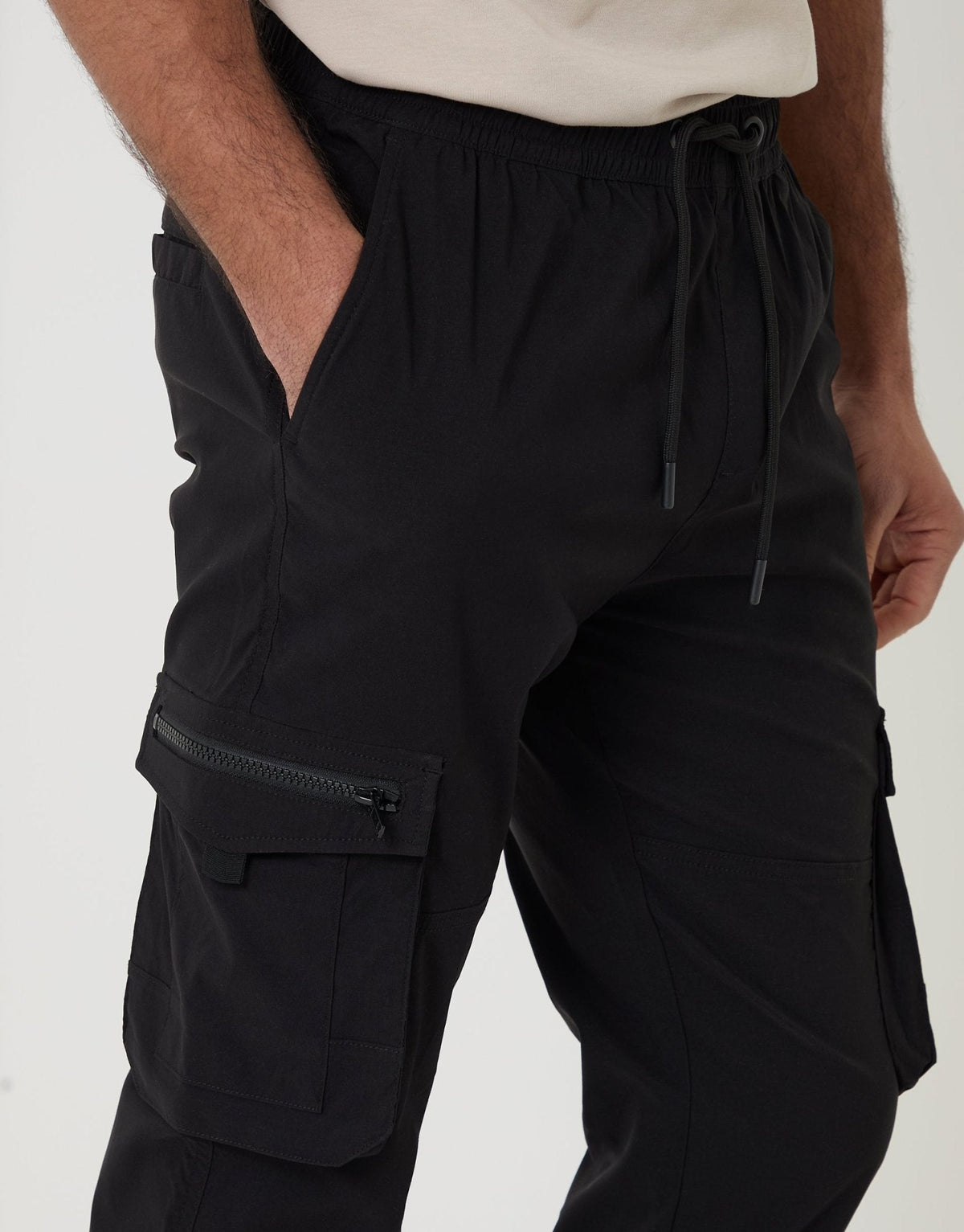 Men's Slim Fit Stretch Poplin Cargo Trousers in Black – view 4