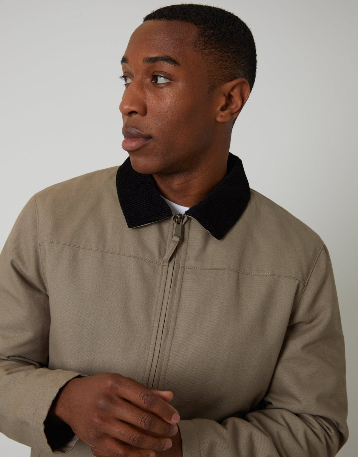 Men's Lightweight Quilted Zip-Through Jacket in Mushroom – view 4