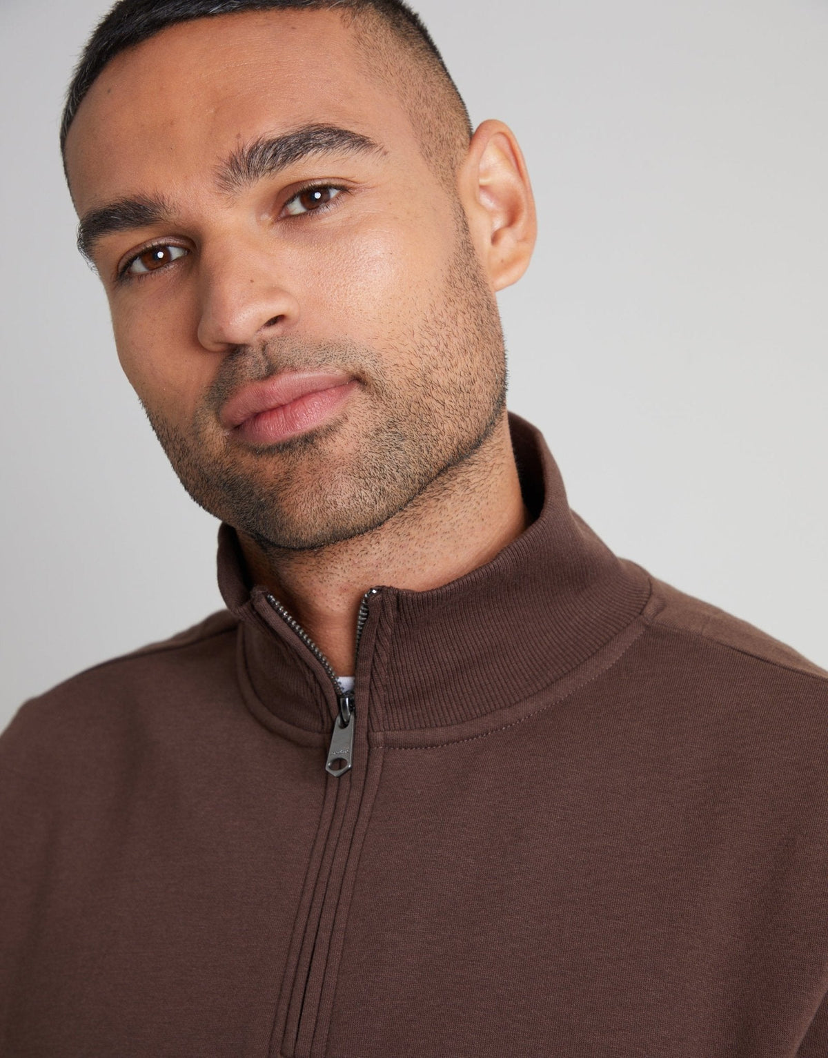 Men's Cotton Rich Quarter Zip Sweatshirt in Chocolate Brown – view 4