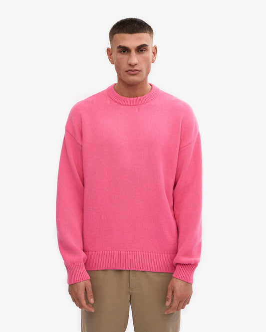 Men's Oversized Merino Wool Crew Neck Jumper in Bubblegum Pink – view 2