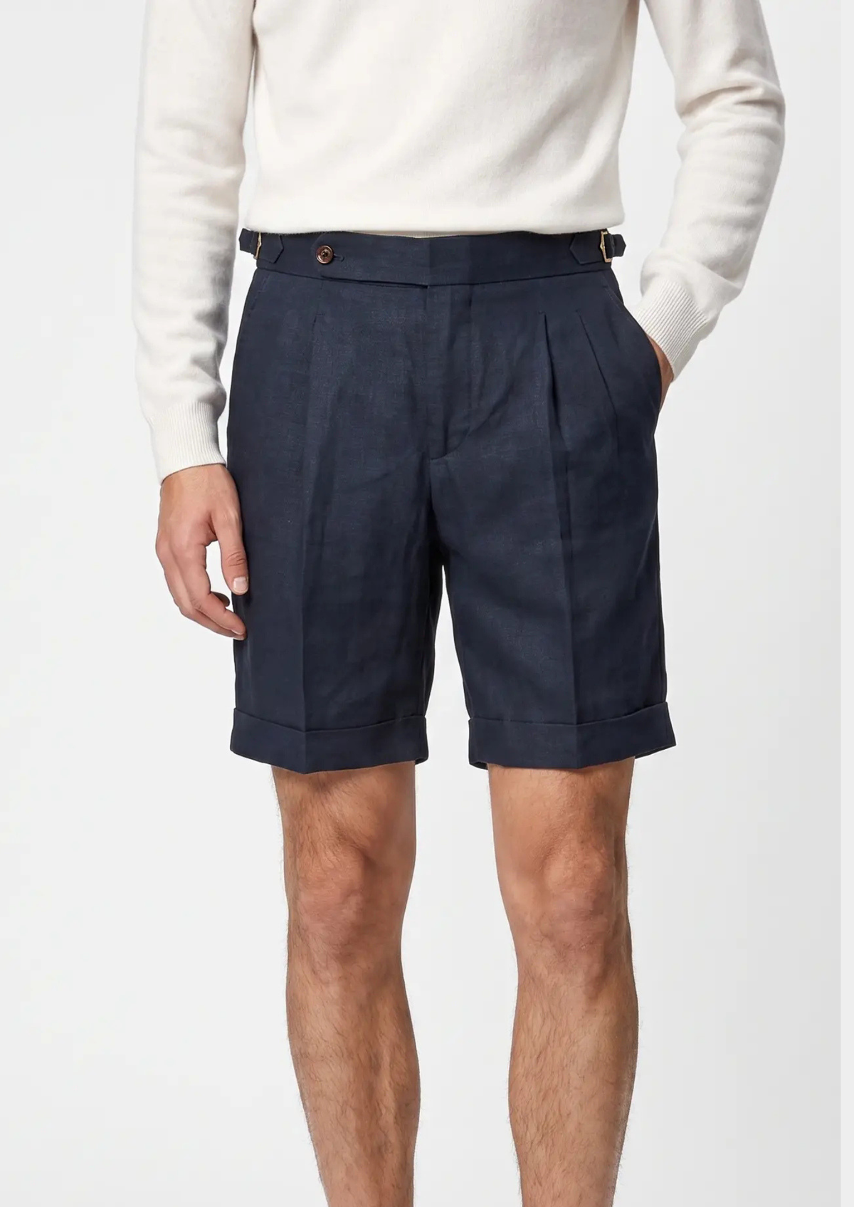 Men's Pleated Linen Seaside Shorts in Navy Blue – view 1