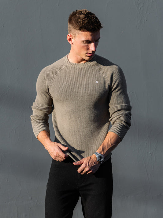 Olton Men's Easy Layering Jumper for Cool Country Walks in Safari Green – view 1