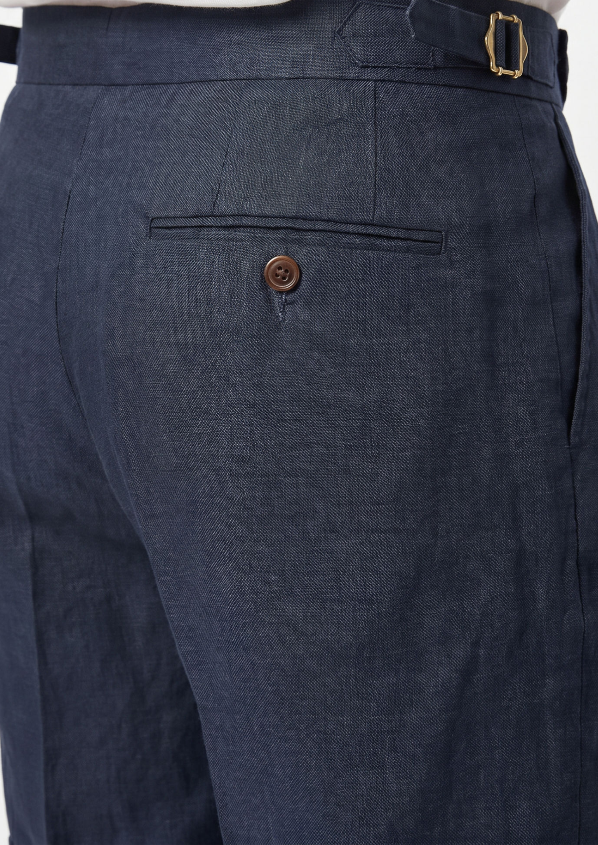 Men's Pleated Linen Seaside Shorts in Navy Blue – view 5