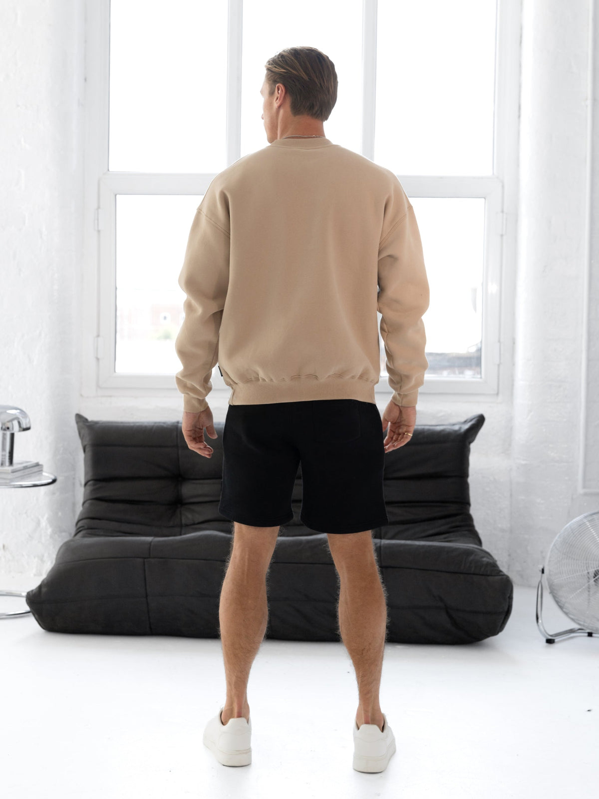 Men's Relaxed Fit Crew Neck Jumper in Light Tan – view 4