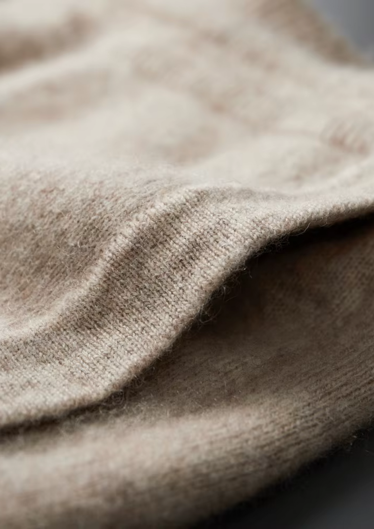 Men's Extra-Fine Merino Wool Two-Piece Knit Set – view 11