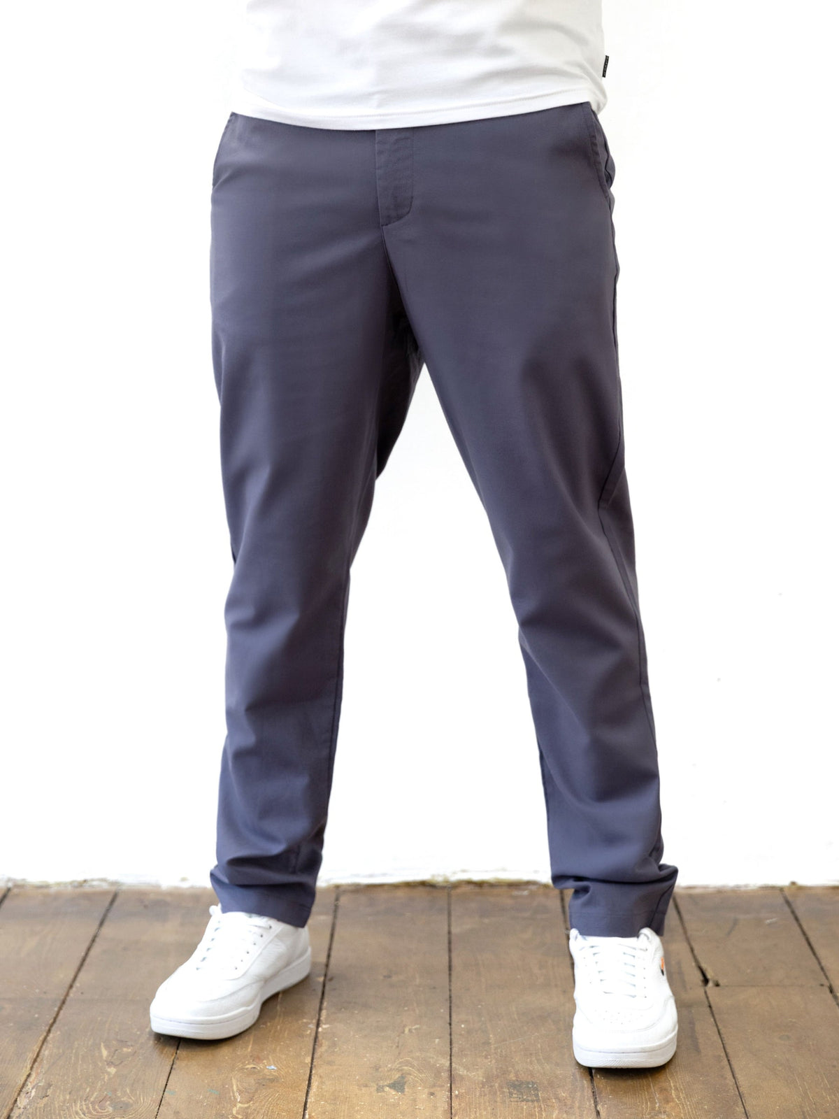 Alston Men's Cotton Linen Trousers in Blue – view 1