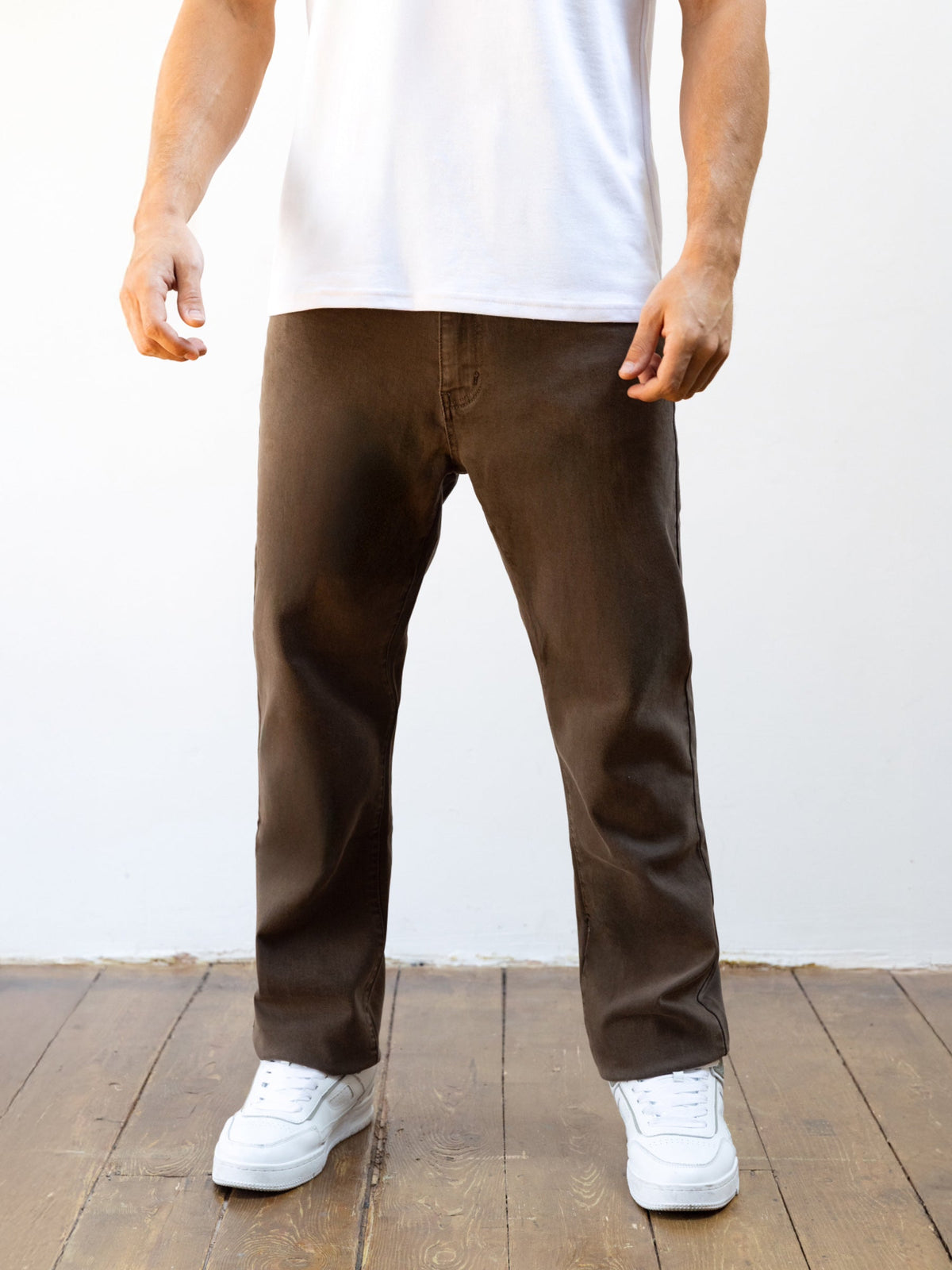 Parma Men's Loose Fit Wide Leg Jeans in Brown – view 4