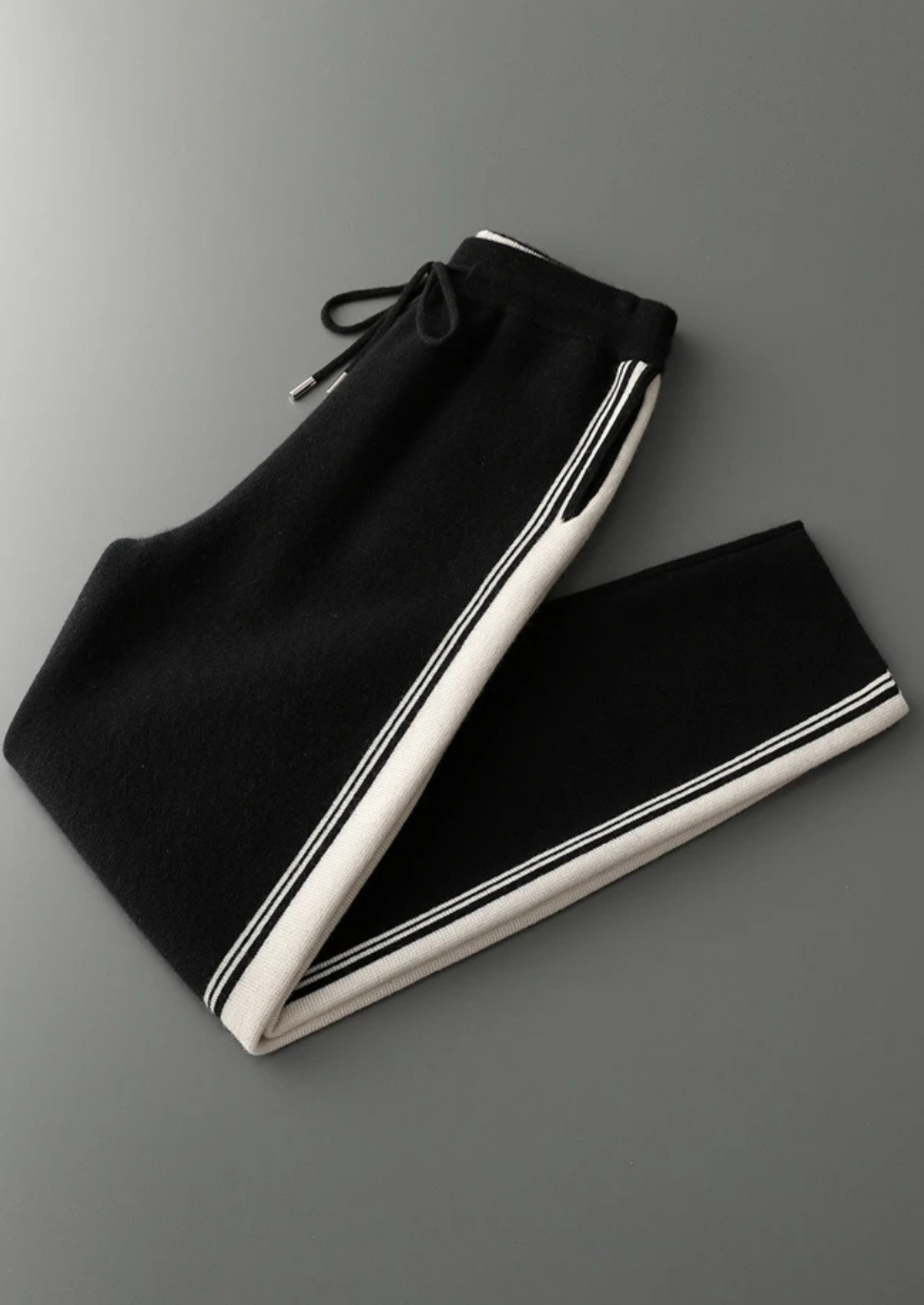 Damien Men's Evening-In Refined Matching Set in Black – view 4