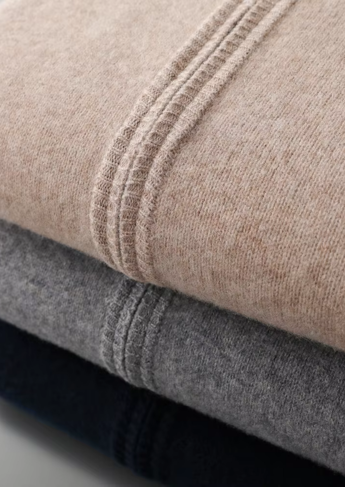 Men's Extra-Fine Merino Wool Zip Cardigan – view 15