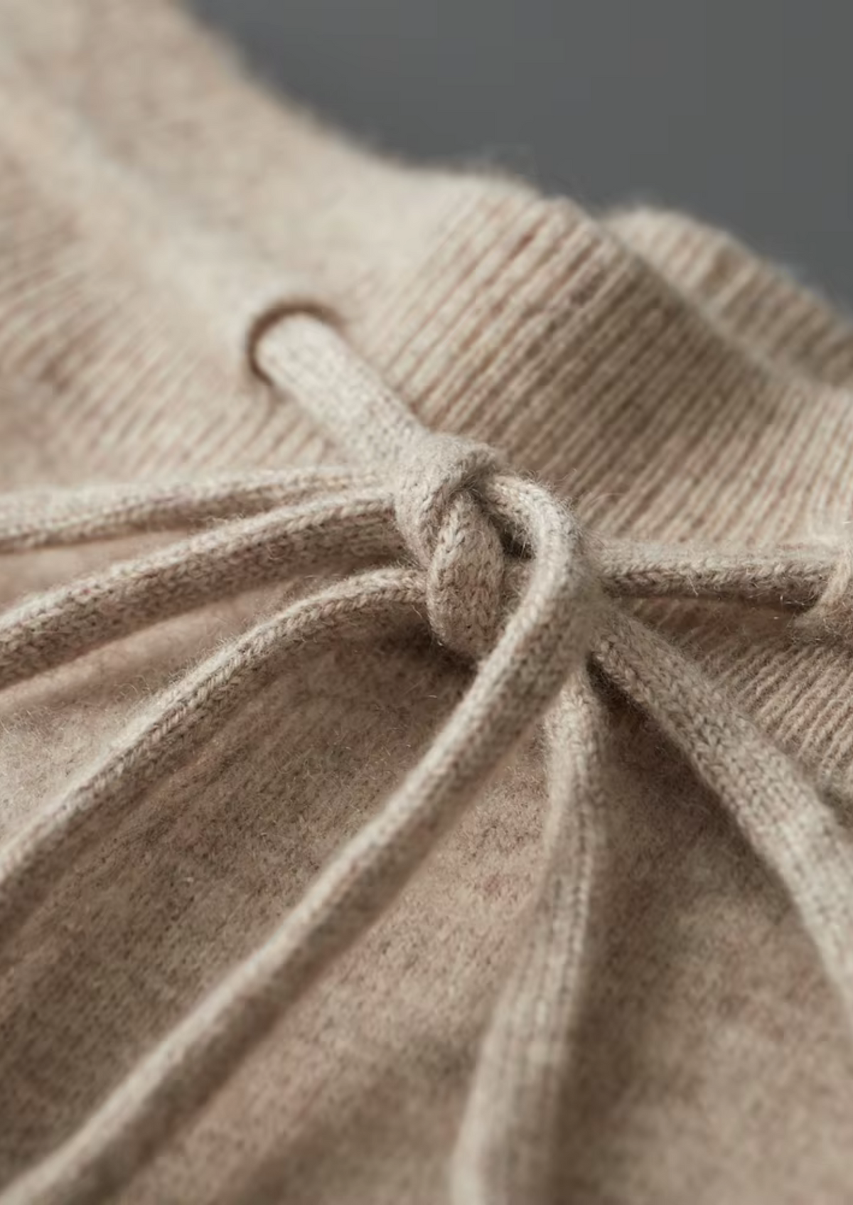 Men's Cashmere Zip Cardigan and Trousers Set in Beige – view 15