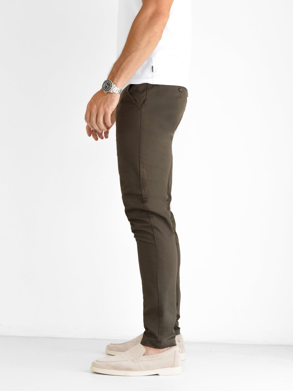 Men's Stretch Cotton Slim Fit Chinos in Khaki – view 5