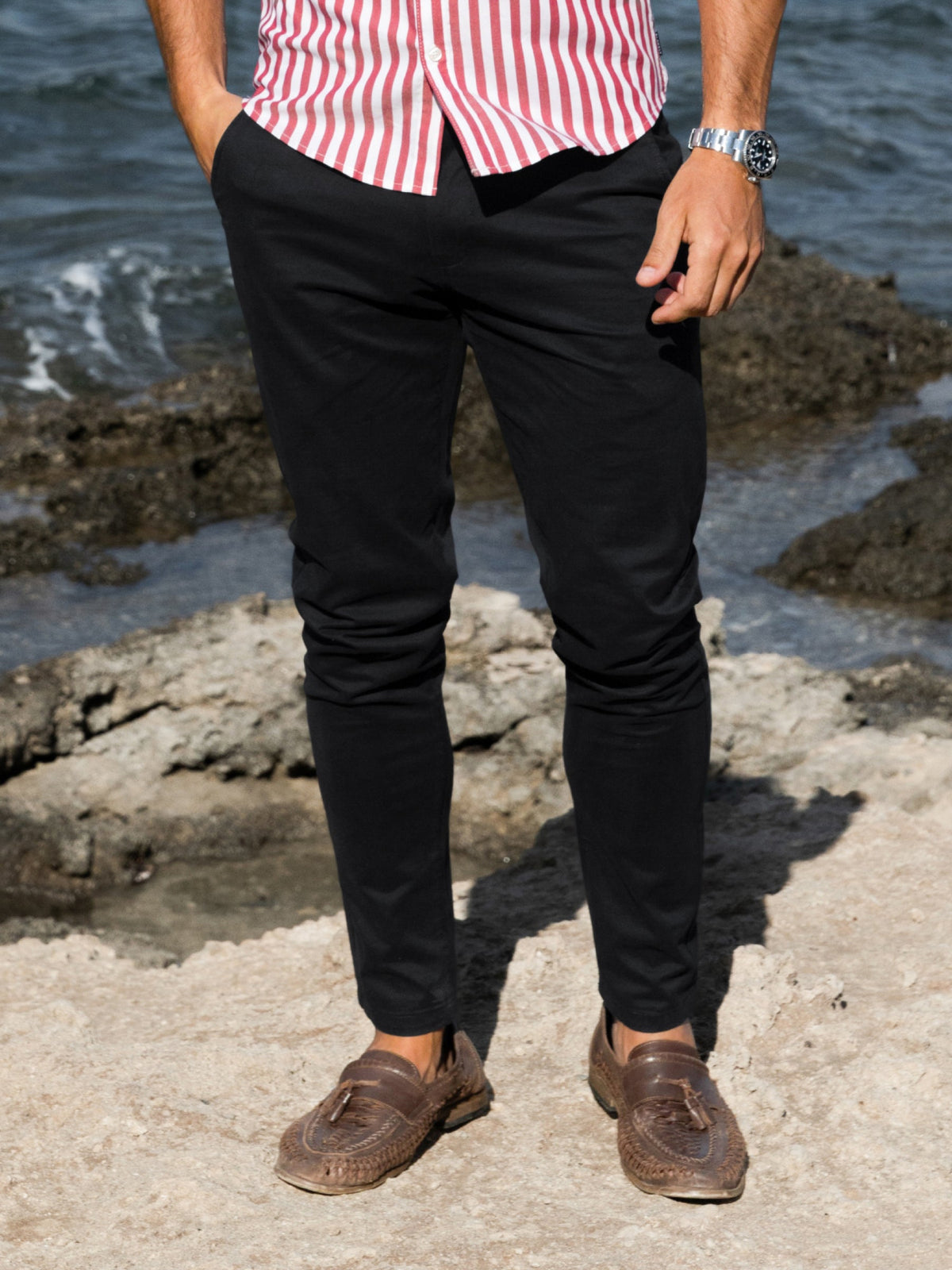 Men's Stretch Cotton Slim Fit Chinos in Black – view 1