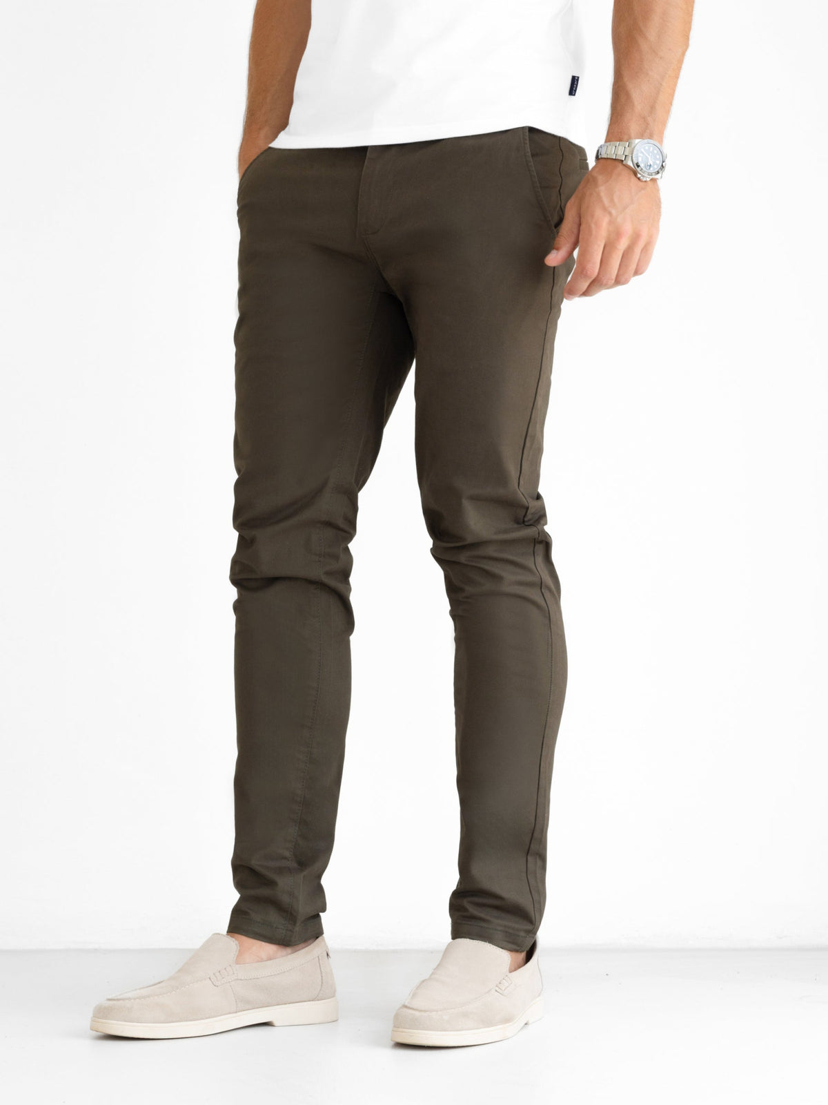 Men's Stretch Cotton Slim Fit Chinos in Khaki – view 1