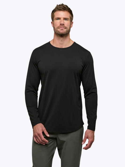 Men's Long Sleeve Curved Hem T-Shirt in Black – view 2