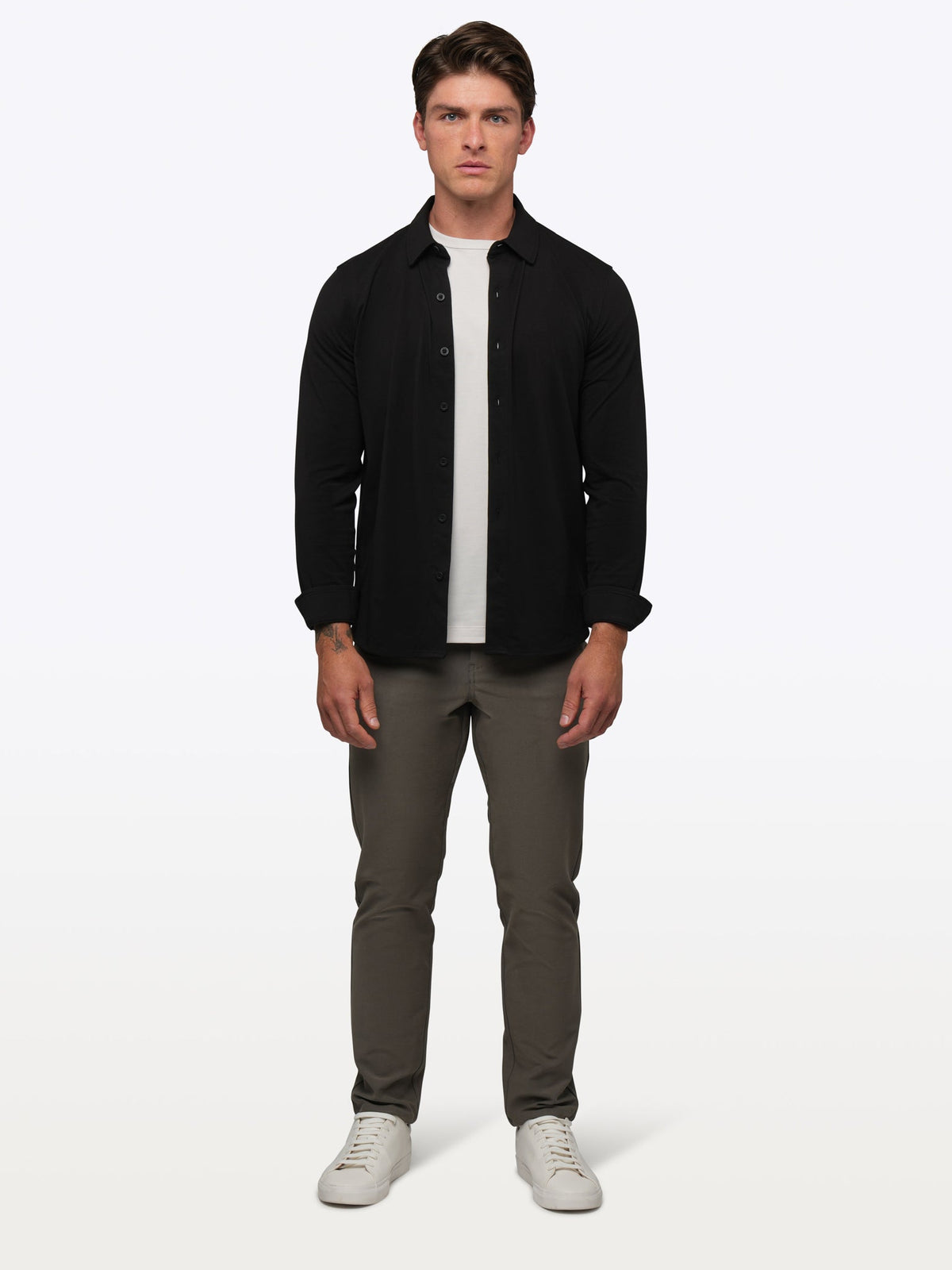 Men's Long Sleeve Stretch Button-Up Shirt in Black – view 4