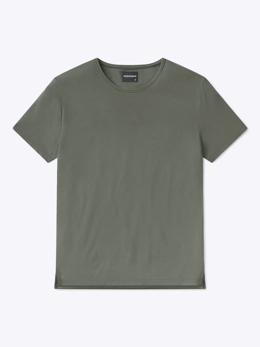 Men's Split Hem Crew Neck T-Shirt – Soft Wrinkle-Resistant Fabric, Tailored Fit Everyday Tee | Gunmetal