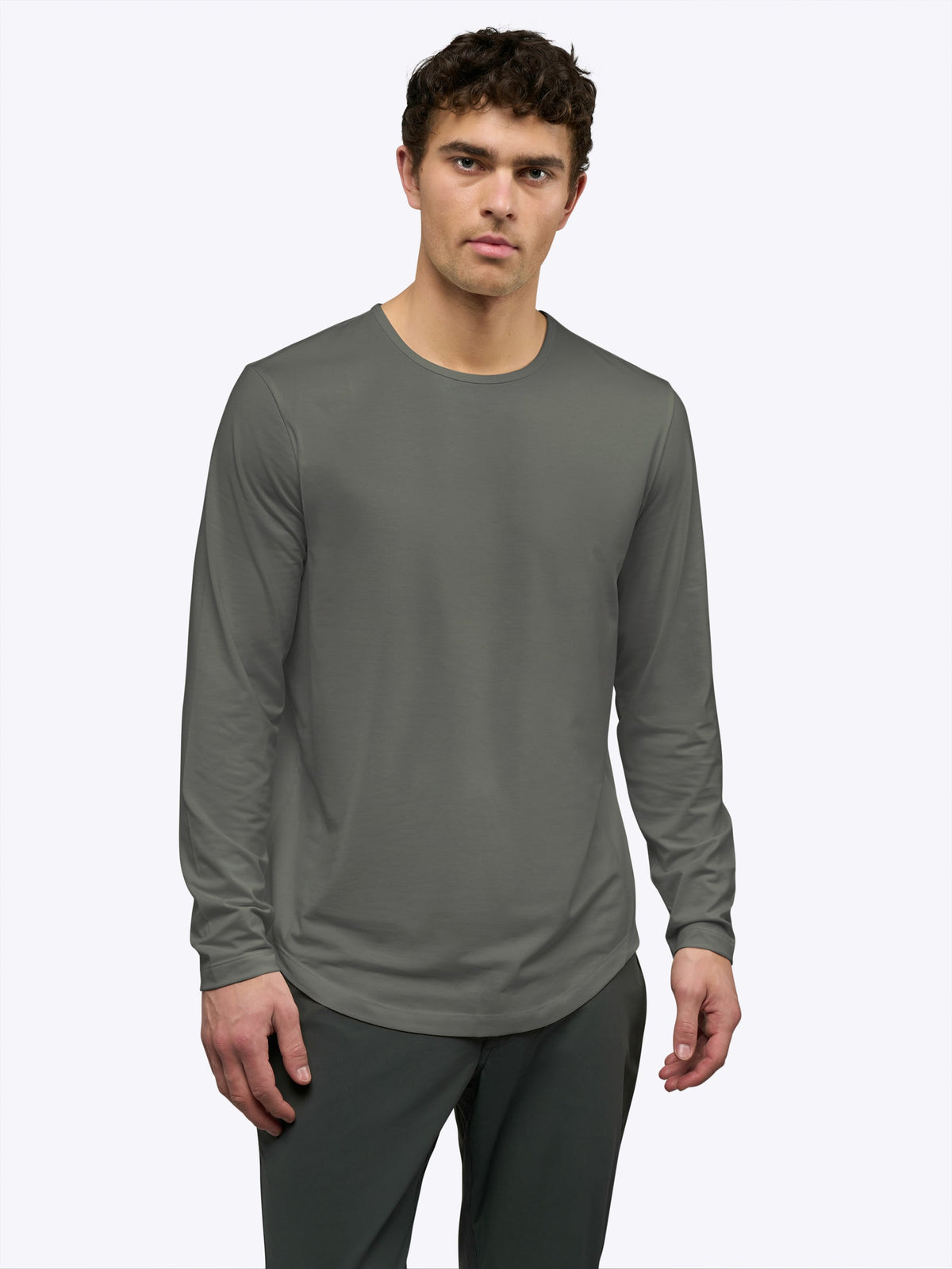 Men's Long Sleeve Curved Hem T-Shirt in Castor Grey – view 2