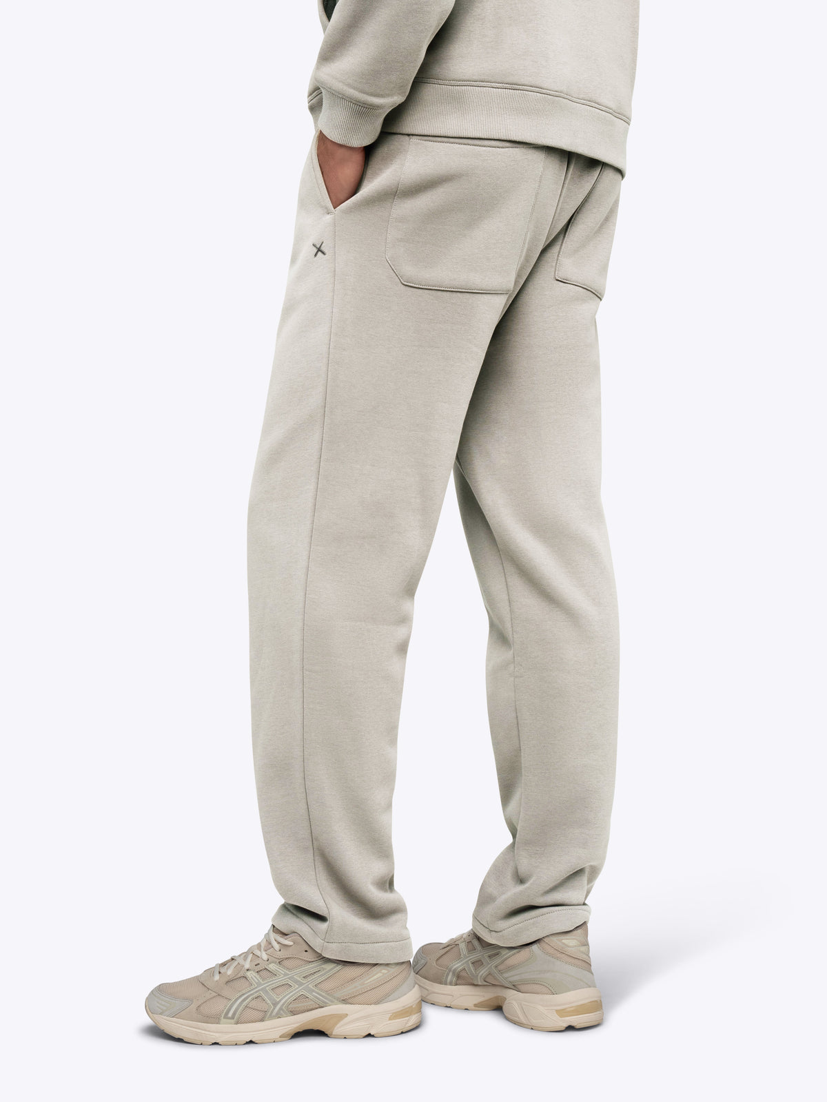 Men's Brushed Fleece Straight-Leg Sweatpants in Parchment – view 2