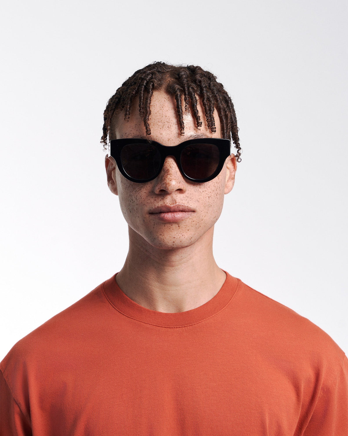 Capri Men's Acetate Statement Sunglasses – view 3