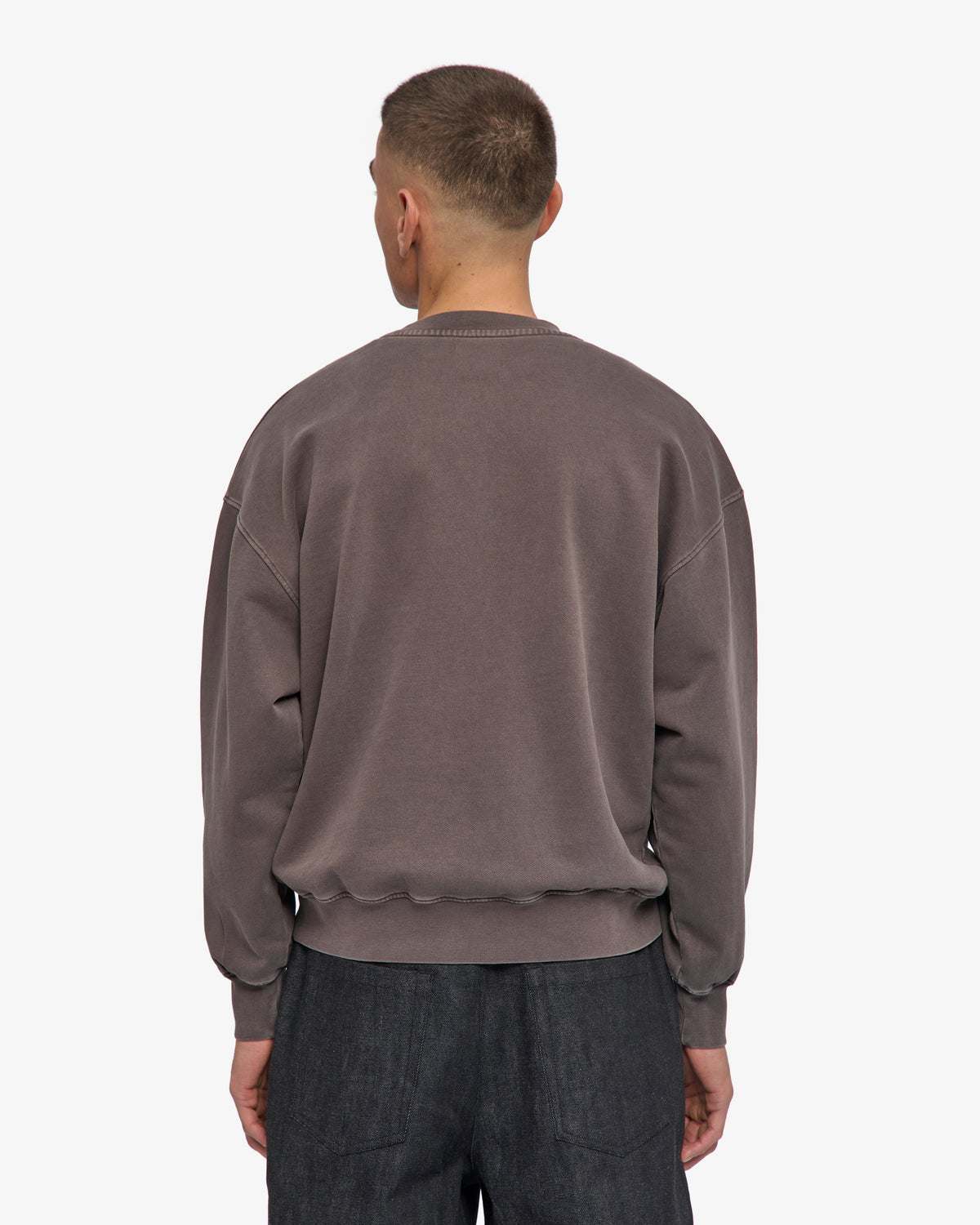 Men's Organic Cotton Oversized Crewneck Jumper in Faded Mud – view 4
