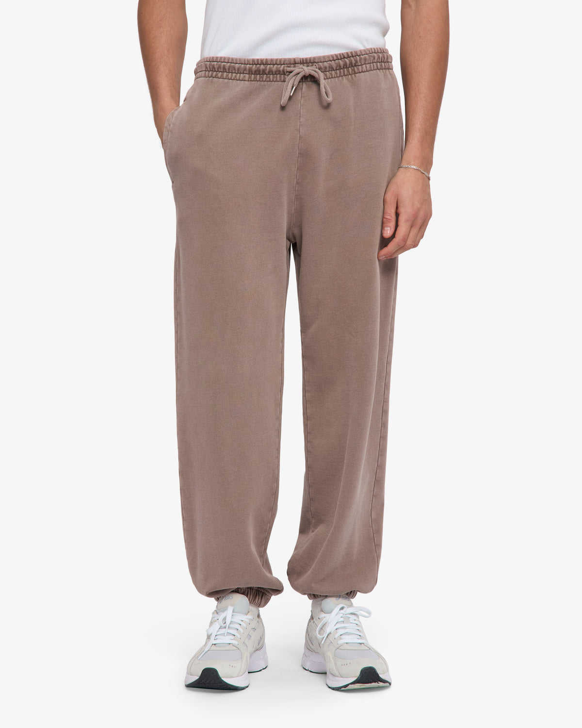 Men's Organic Cotton Relaxed Sweatpants in Faded Khaki – view 3