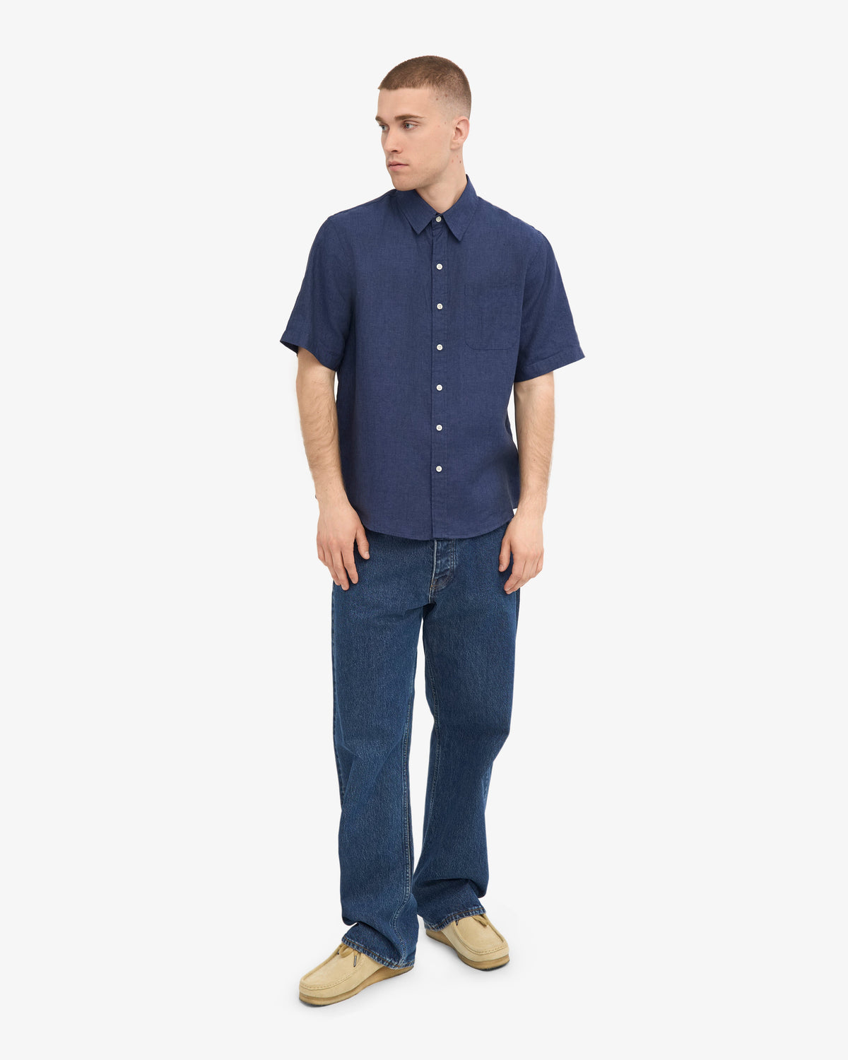 Men's Short Sleeve Linen Shirt in Petrol Blue – view 5