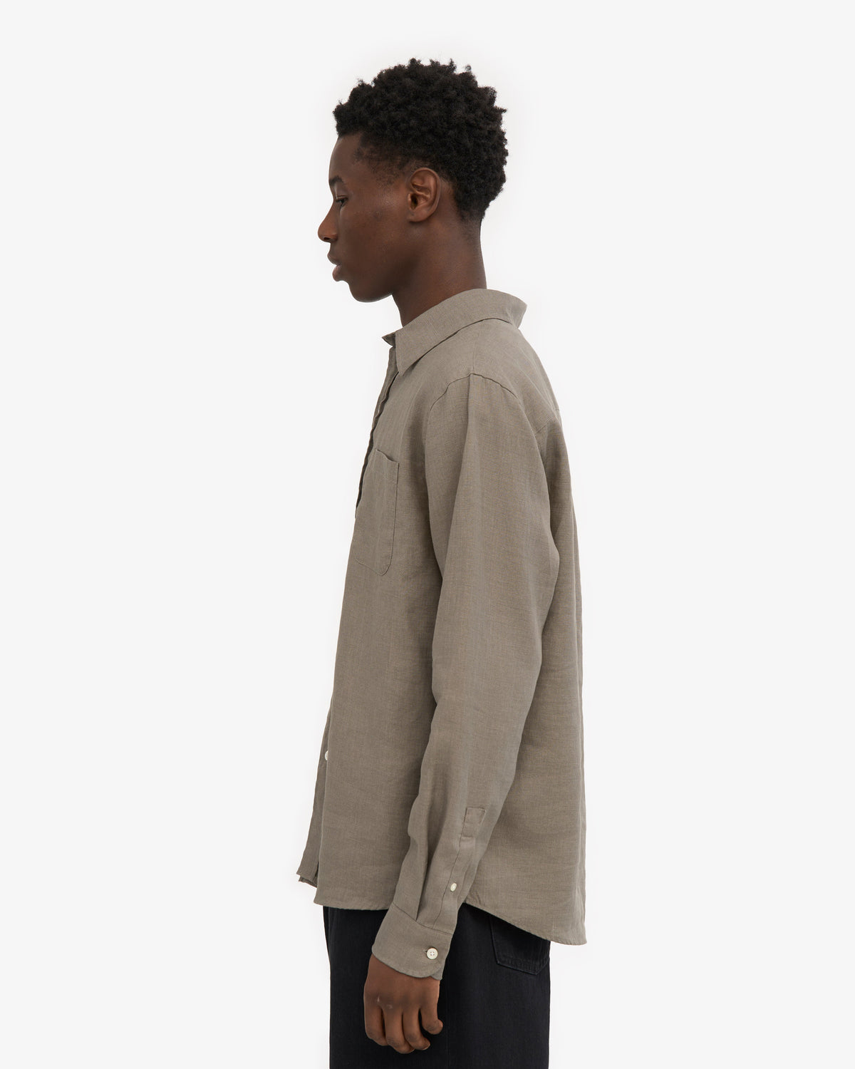 Men's Linen Shirt in Dusty Olive – view 3