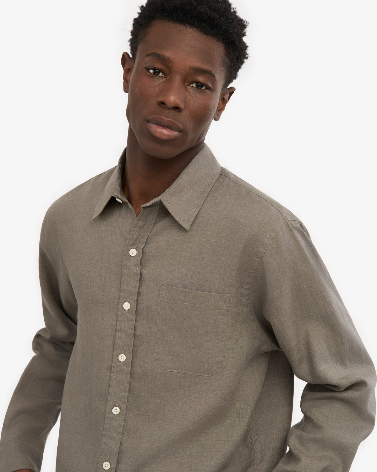 Men's Linen Shirt in Dusty Olive – view 6