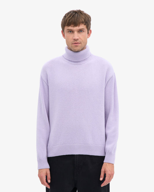 Men's Recycled Merino Wool Turtleneck Jumper in Soft Lavender – view 2