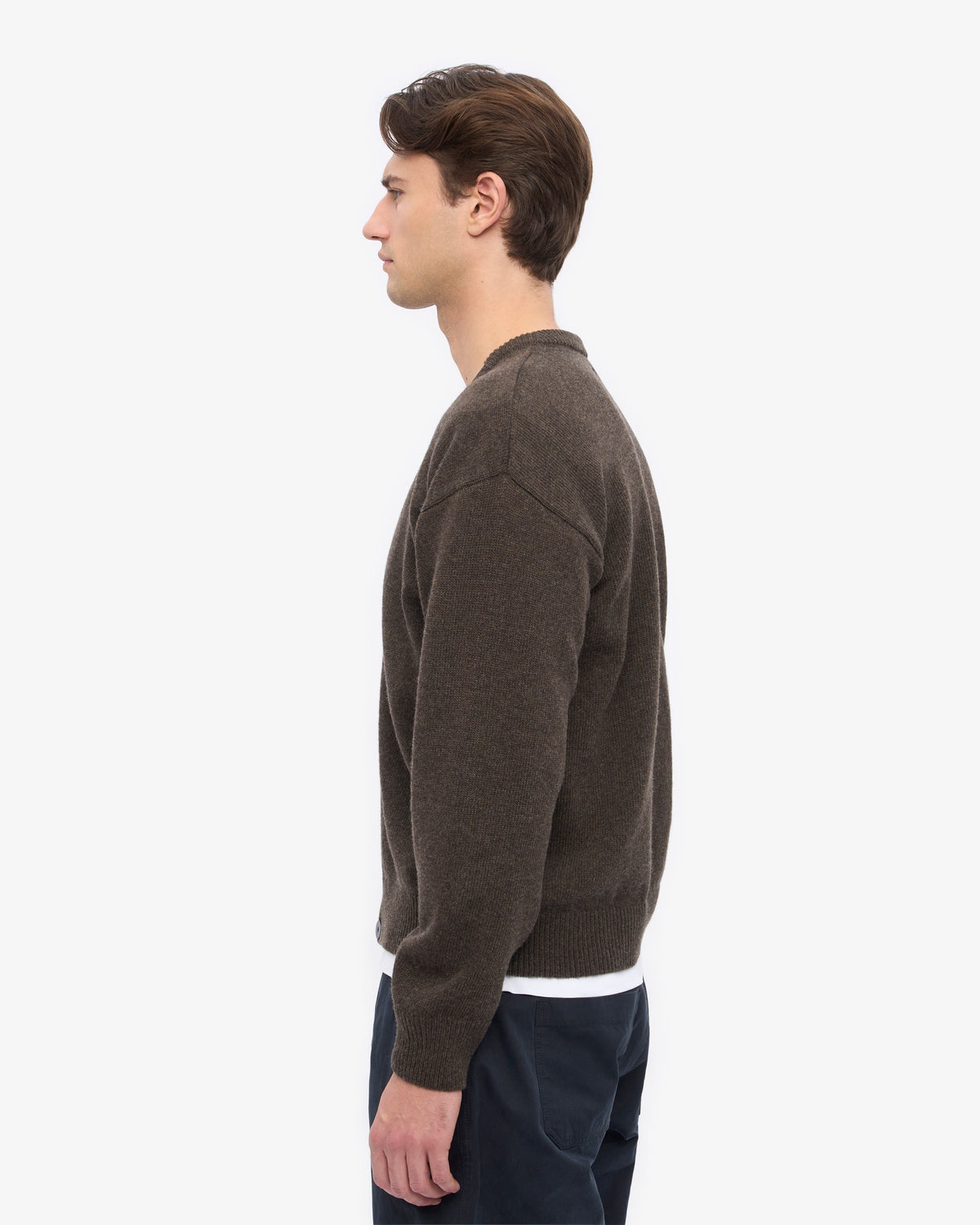 Men's Merino Wool V-Neck Cardigan in Coffee Brown – view 3