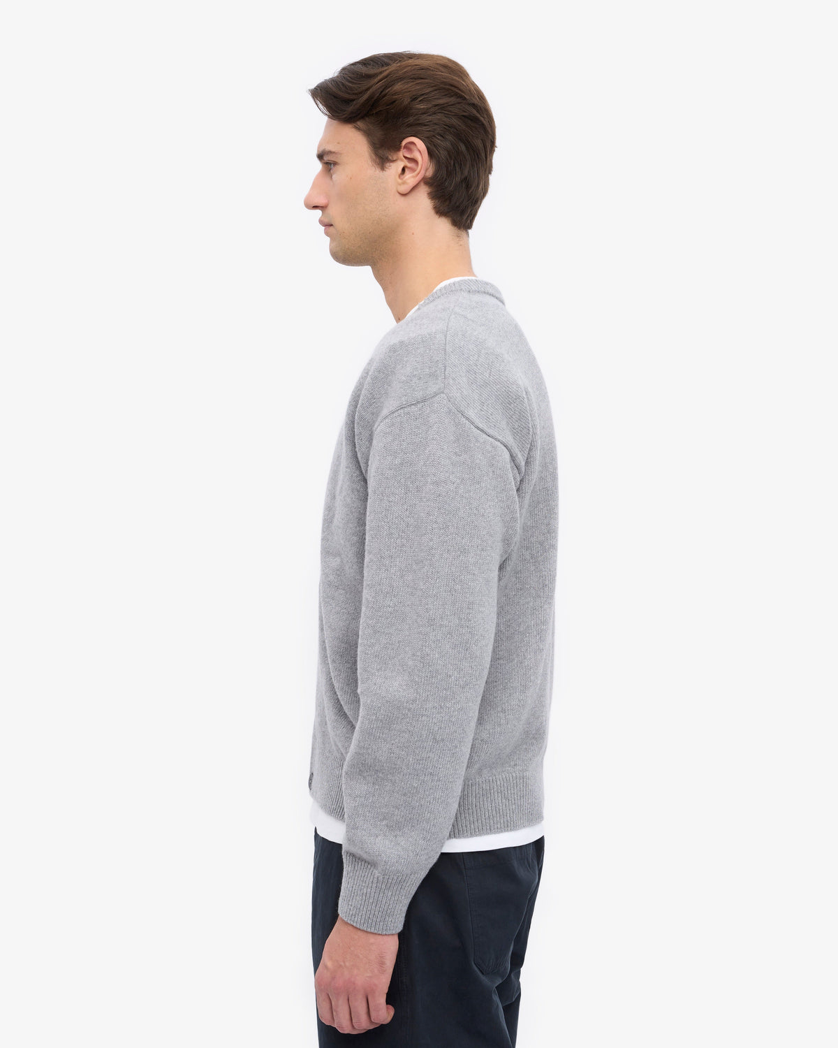 Men's Merino Wool V-Neck Cardigan in Heather Grey – view 3