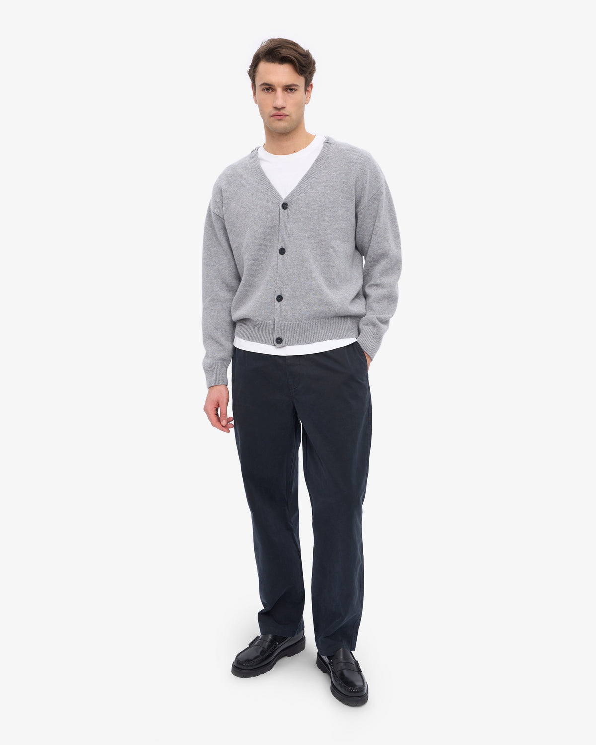 Men's Merino Wool V-Neck Cardigan in Heather Grey – view 5