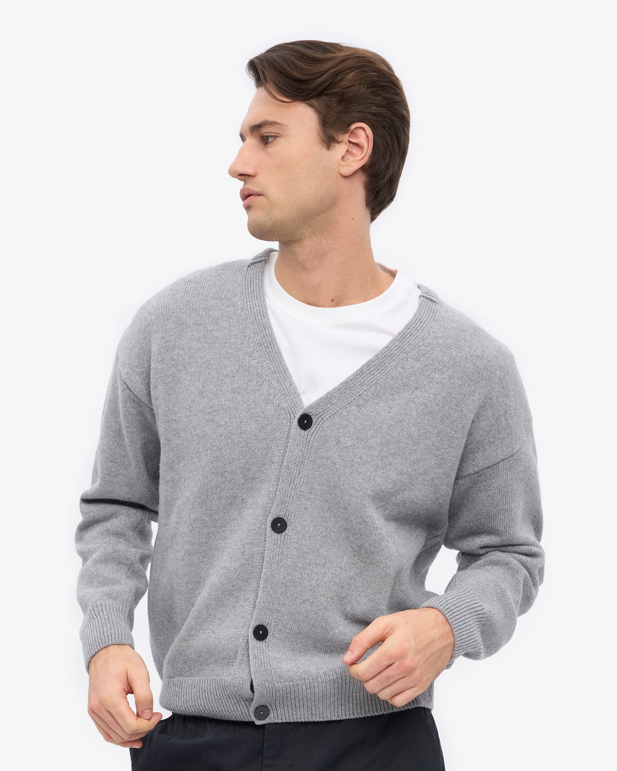 Men's Merino Wool V-Neck Cardigan in Heather Grey – view 6
