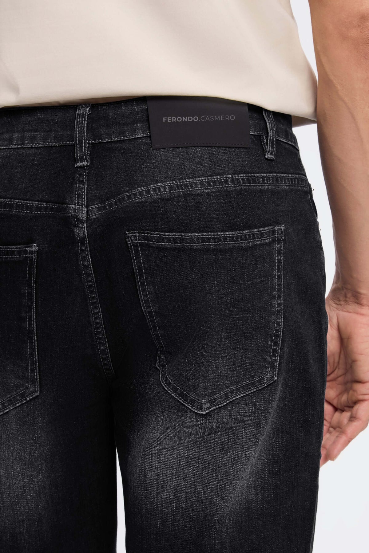 Jaxon Shorts by SATRI & CO. – product view 9