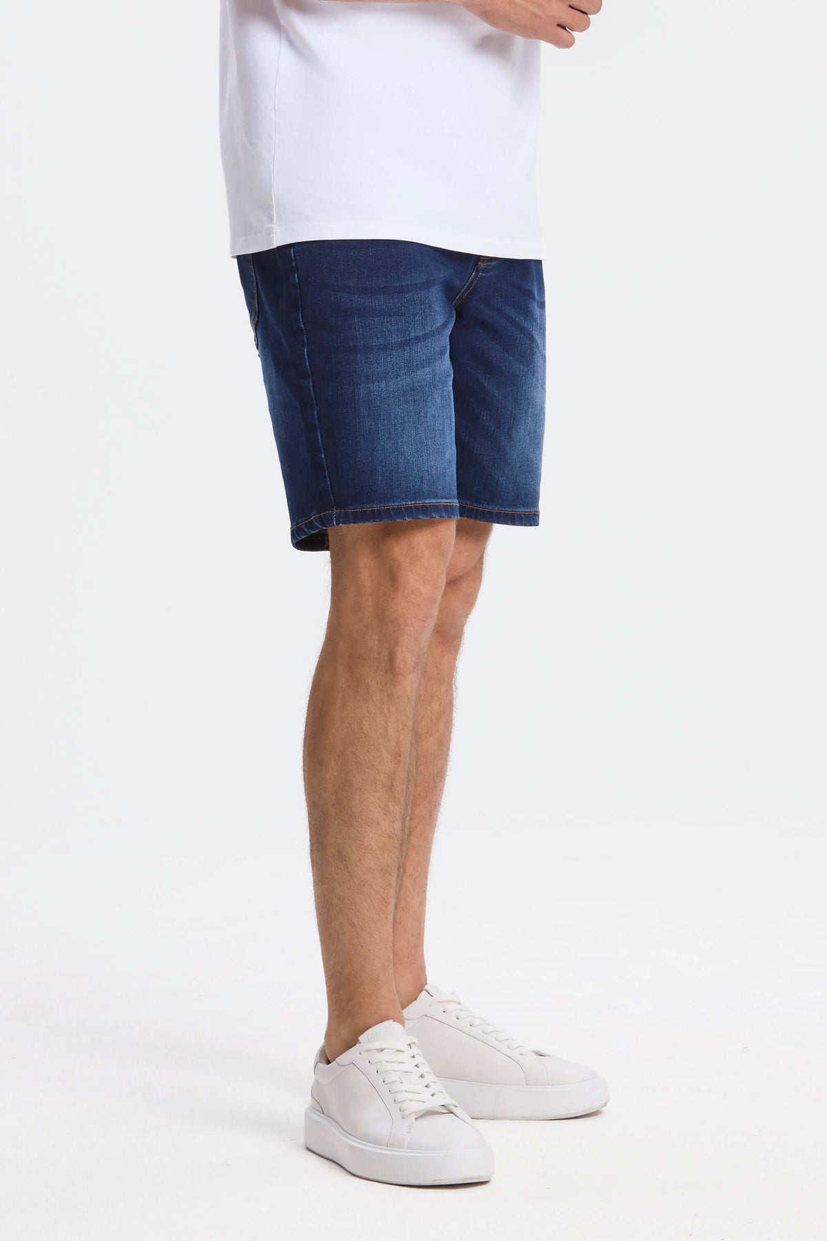 Jaxon Shorts by SATRI & CO. – product view 15