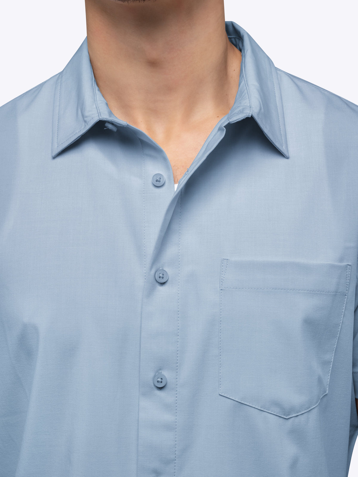 Men's Cotton Poplin Short Sleeve Button-Up Shirt in Oxford Blue – view 7