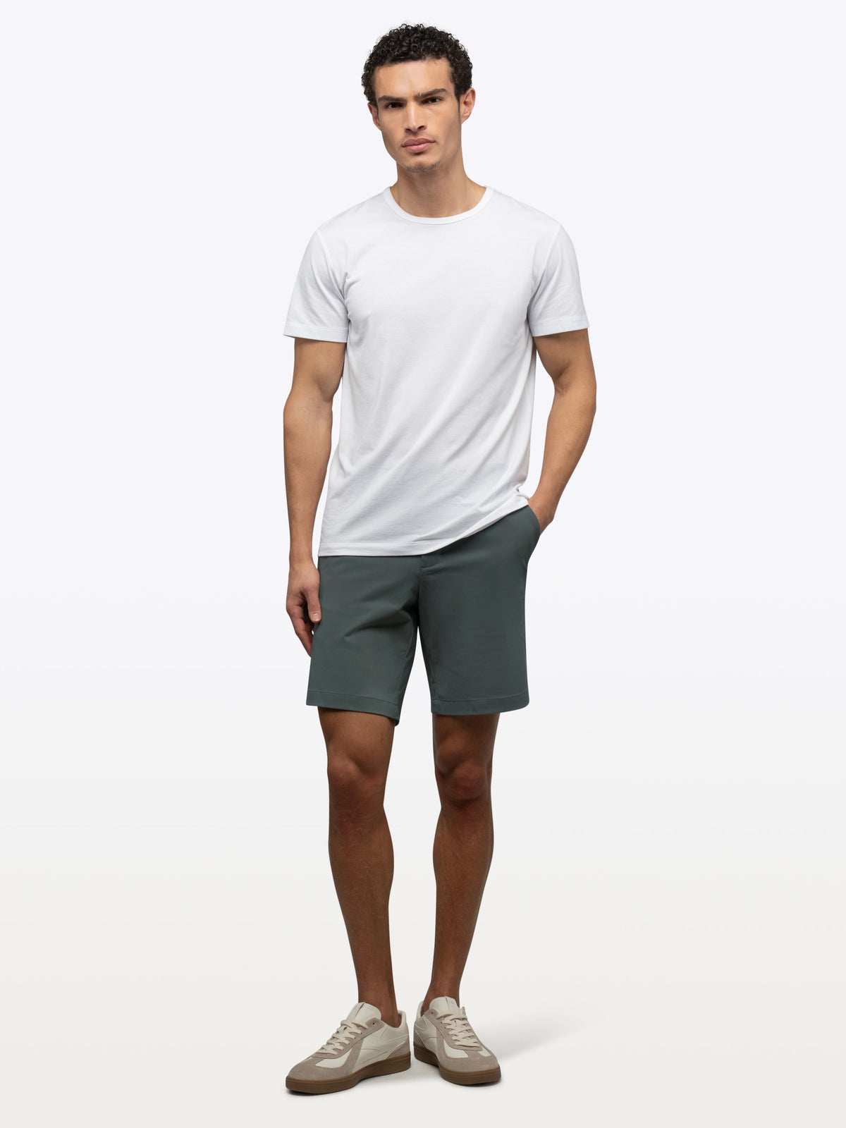 Men's Everyday Chino Shorts – Trouser-Style Button Closure, Hidden Zip Pocket, Classic Fit | Urban Chic – view 3