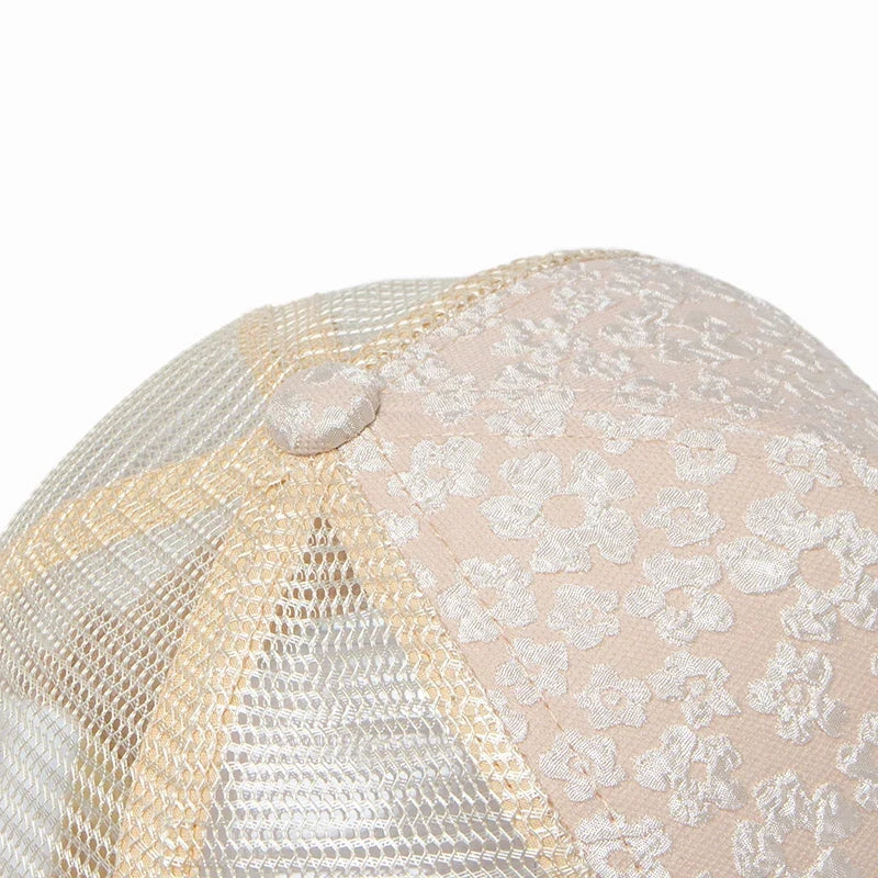 Daisies Men's Floral Trucker Baseball Cap – view 9