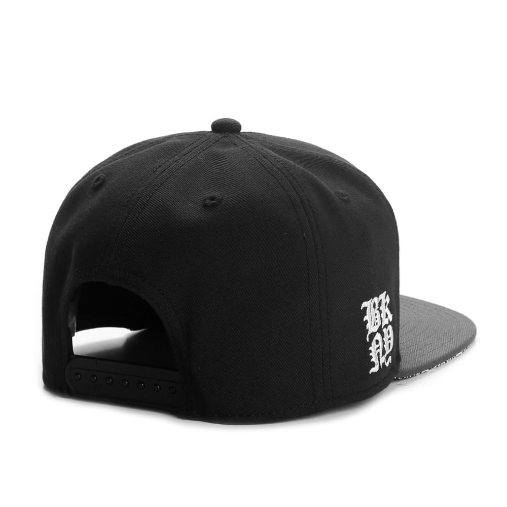 Dynasty Men's Cotton Snapback Baseball Cap in Black – view 2