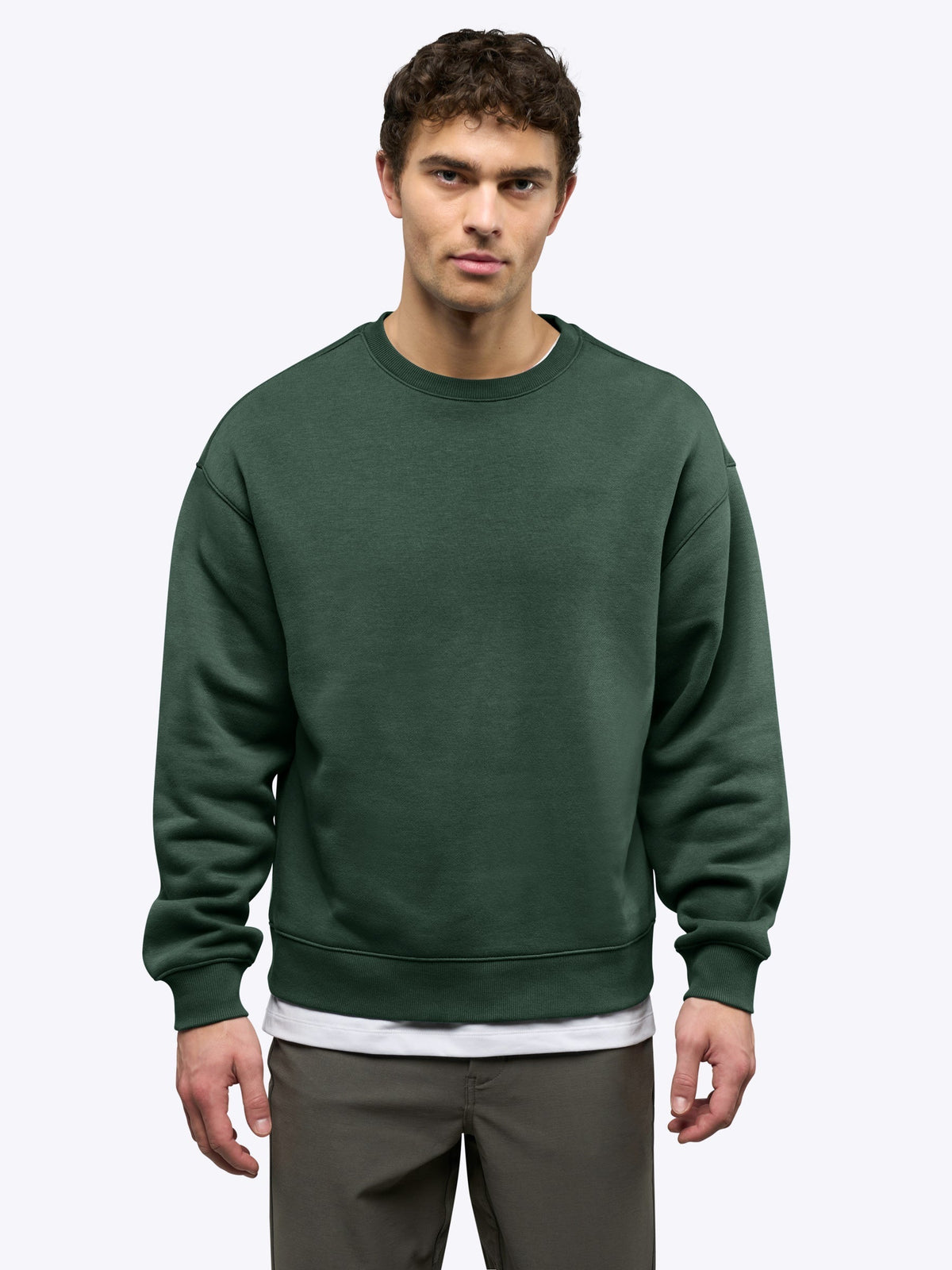 Men's Heavyweight Brushed Fleece Pullover in Hunter Green – view 2