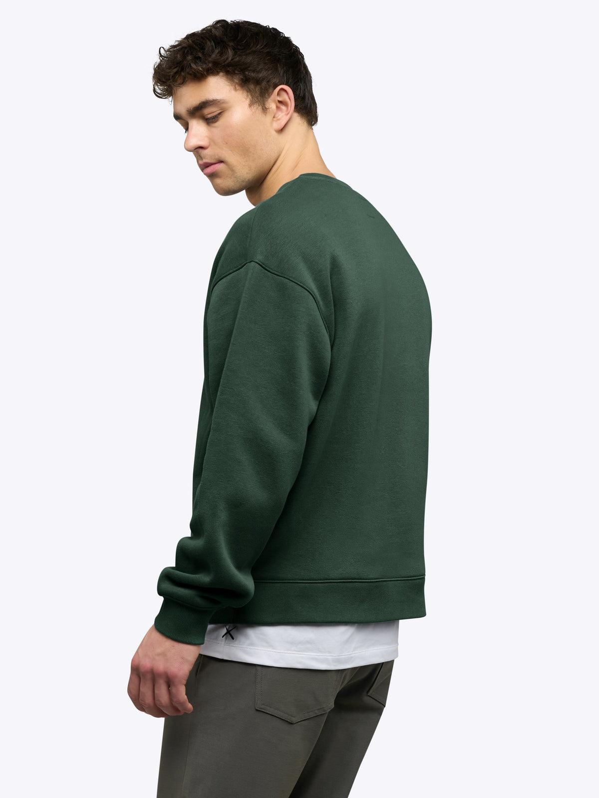 Men's Heavyweight Brushed Fleece Pullover in Hunter Green – view 3
