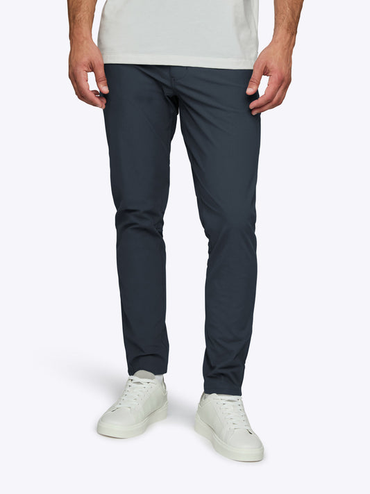 Men's Four-Way Stretch 5-Pocket Trousers – Breathable Performance Knit, Shape Retaining, Slim Fit | Iron Navy