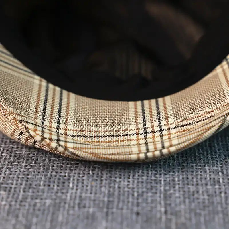 Idaho Men's Tartan Linen Blend Flat Cap – Linen and Cotton, Four Sizes from 54 to 62 cm | Beige – view 3
