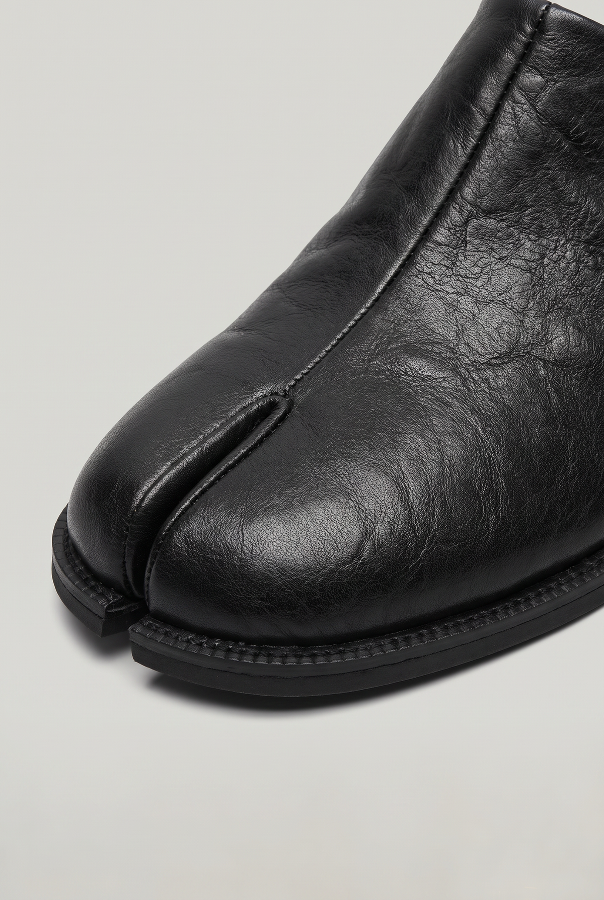 Men's Split-Toe Mule Loafers – view 2