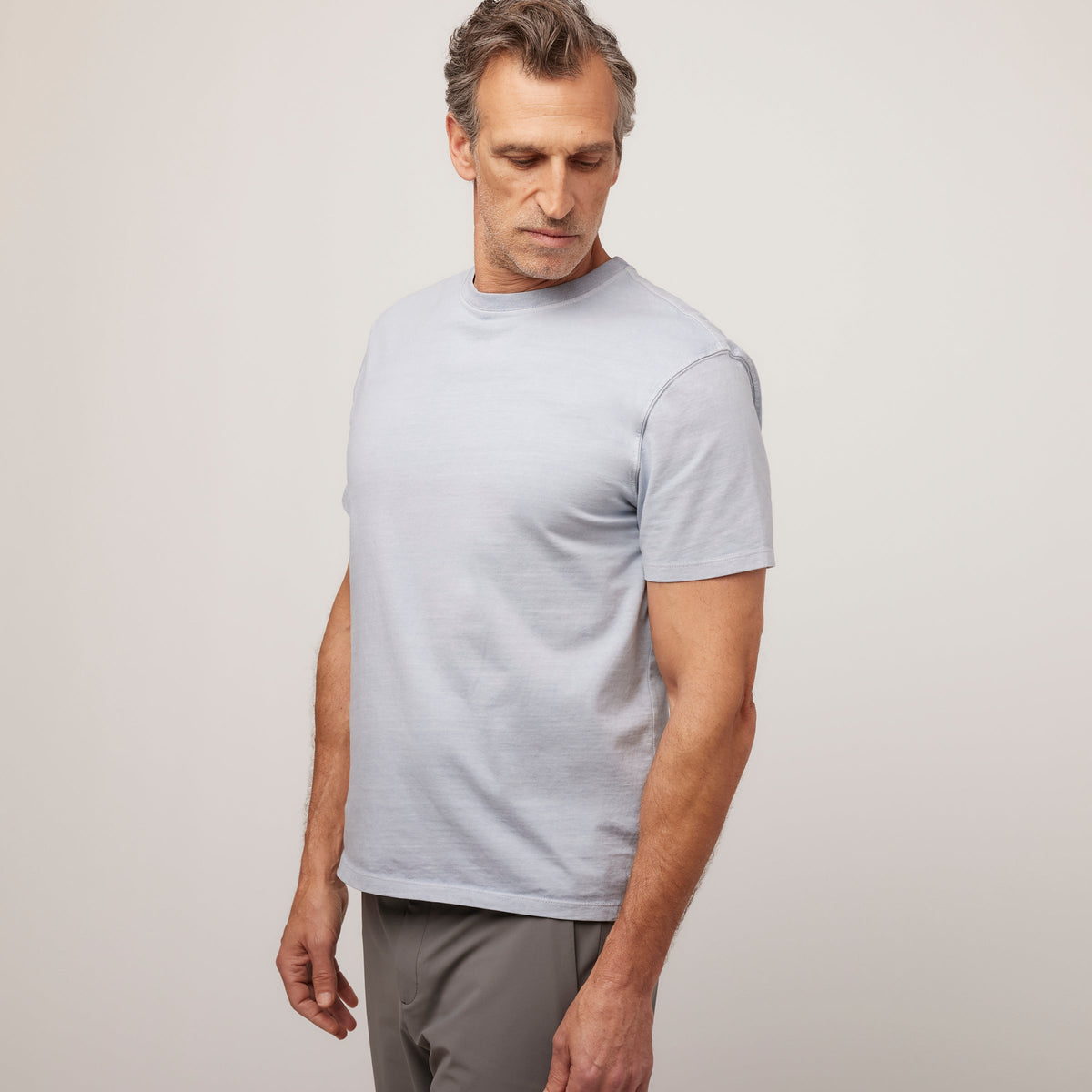Men's Garment-Dyed Cotton T-Shirt in Frosted Mint – view 92